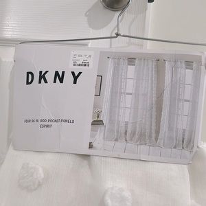 DKNY 4 panels in white